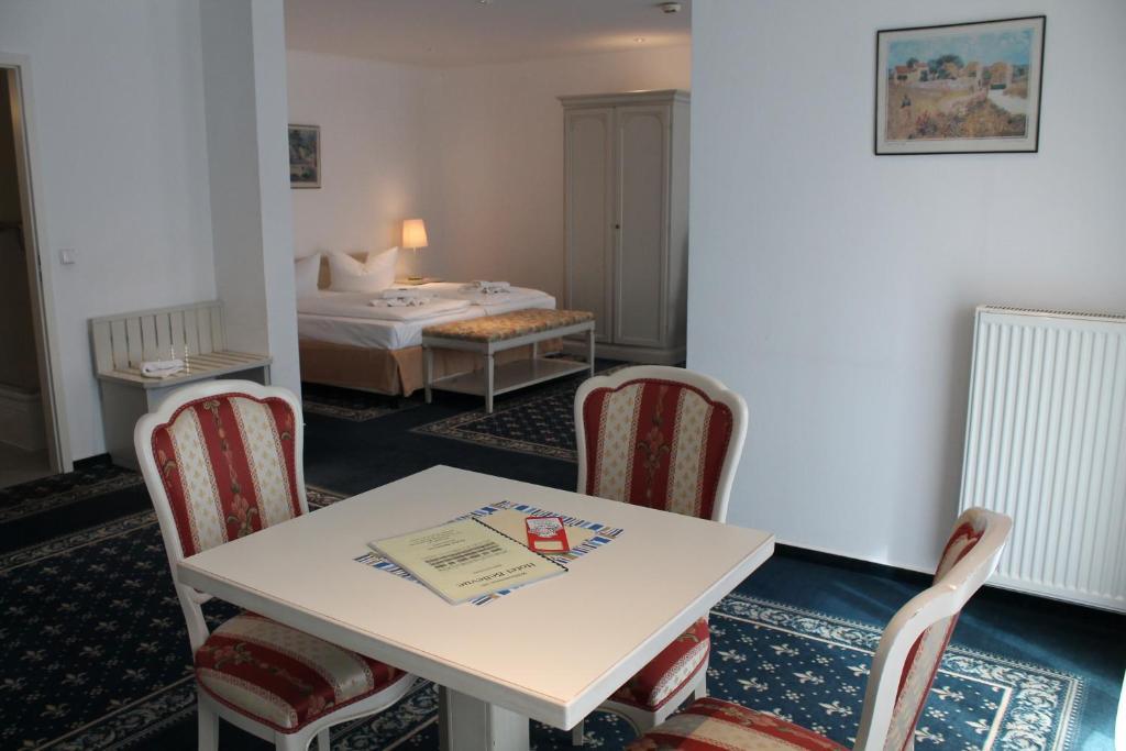 Hotel Bellevue Warnemünde 4*